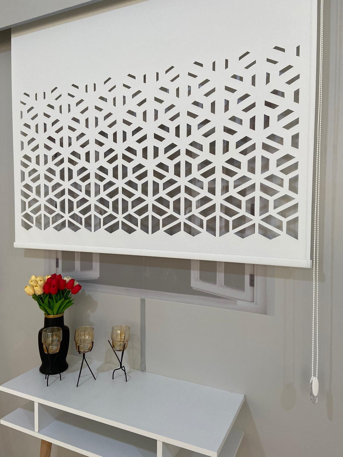 LZR316 Lazer Kesim Stor Perde Beyaz