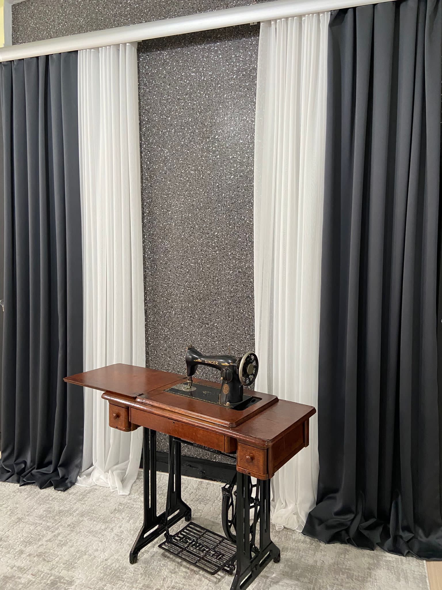 Ekstraforlu Lüx Blackout (Işık Geçirmez) Pilesiz Fon Perde & Güneşlik Tek Kanat Antrasit