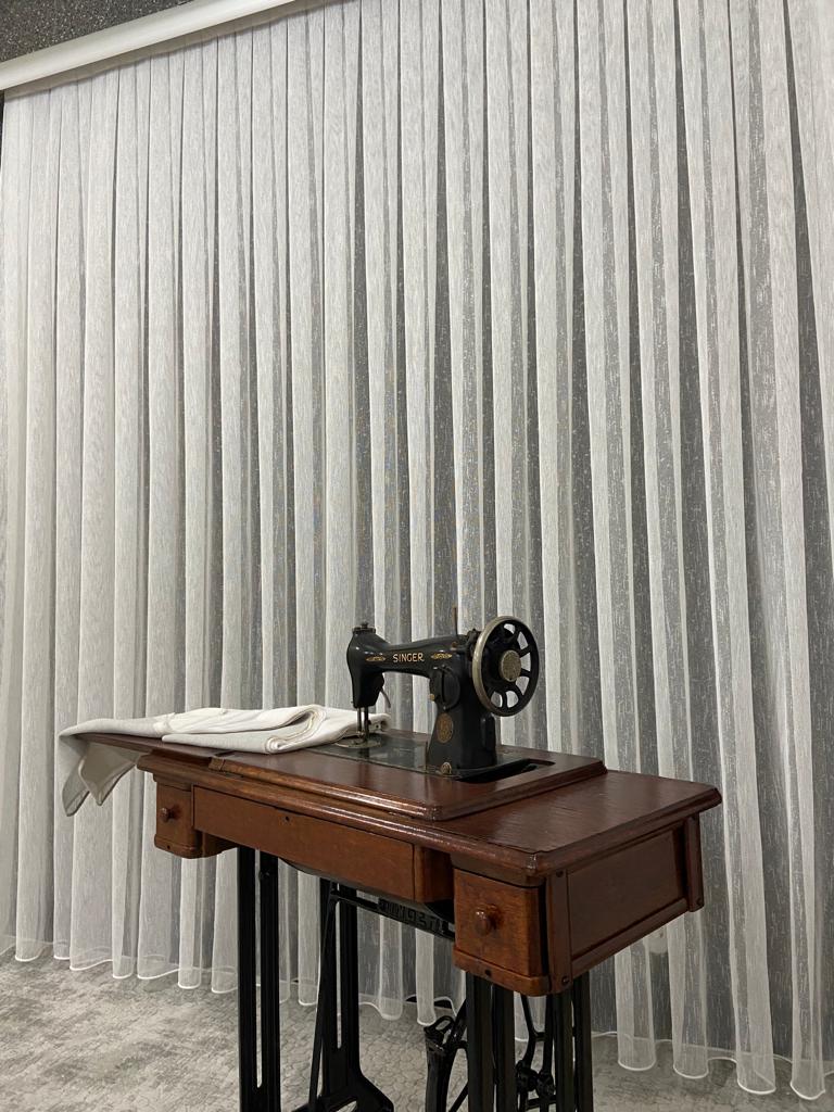 VP507 1. Kalite Karlı Zemin Şantuk Tül Perde 1/2,5 Pile Ekru